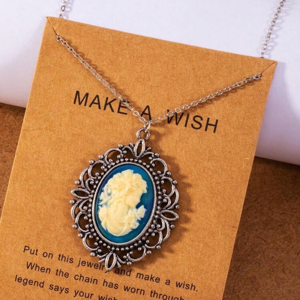 DENKAYS NECKLACE